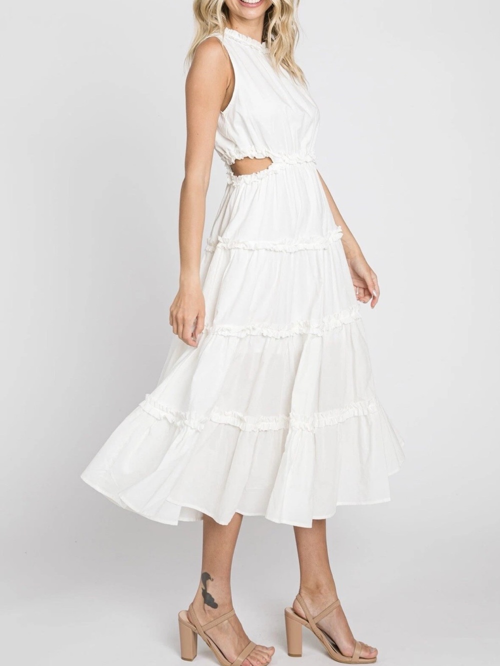 &merci Tan Maxi dress with tiered skirt and back cutout Sz S